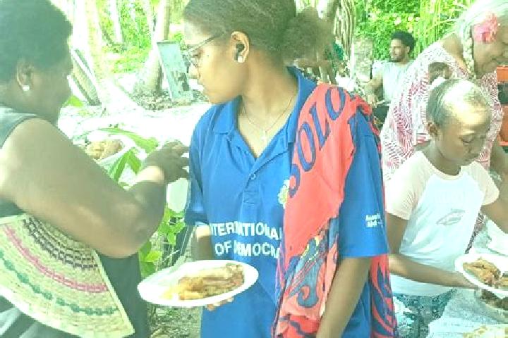 Eva, 27 — Escort in Toboiaki Village, Kiribati