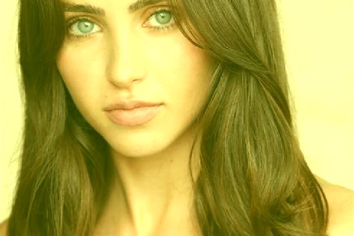 Eva, 28, a brunette brown-eyed latina companion based in Cajari. Offering BDSM, Roleplay, Striptease. Available for incall and outcall, overnight bookings av...