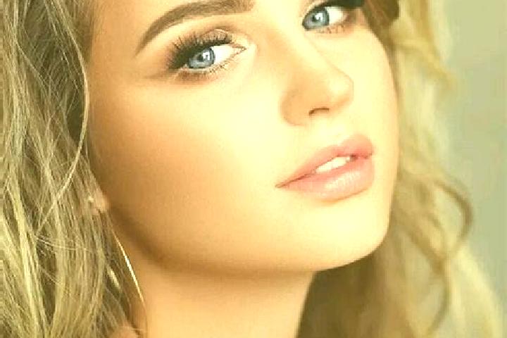 Eva, 28, a dark blonde blue-eyed caucasian companion based in Sinop. Offering A-Level, Roleplay, Fetish, Travel Companion. Available for incall and outcall, ...