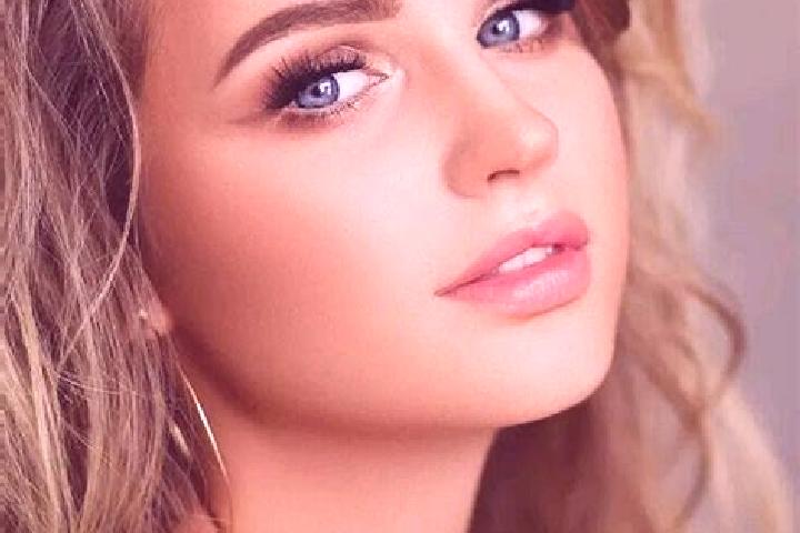 Eva, 28, a dark blonde blue-eyed mediterranean companion based in Quinte West. Offering Fetish, Girlfriend Experience, Prostate Massage, Dinner Date. Availab...