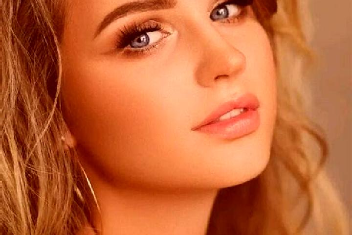 Eva, 28, a dark blonde blue-eyed middle eastern companion based in Chateauneuf-les-Martigues. Offering Domination, Overnight, Travel Companion. Available for...
