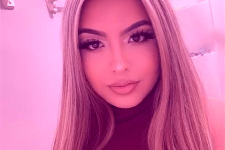 Eva, 28, a red blue-eyed mixed companion based in Paralia Vergas. Offering BDSM, Travel Companion, Tantra. Available for incall and outcall, day and evening ...