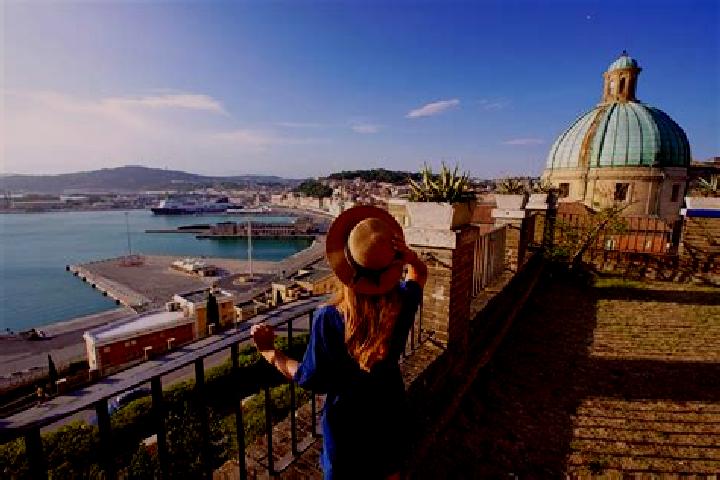 Eva, 28 — Escort in Le Grazie di Ancona, Italy