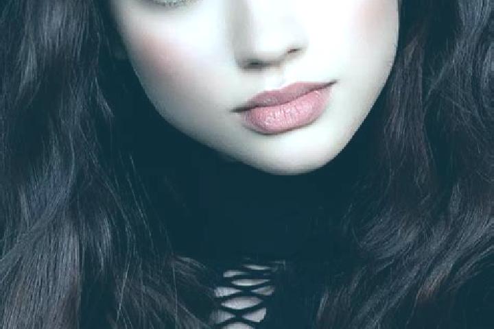 Eva, 29, a auburn dark-eyed latina companion based in Plouguerneau. Offering BDSM, GFE, Couples, Girlfriend Experience, A-Level. Available for incall and out...