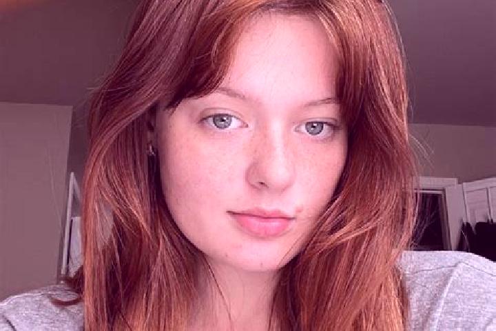 Eva, 29, a auburn hazel-eyed mediterranean companion based in Palm Beach Gardens. Offering Roleplay, OWO, Erotic Massage, Massage, Party Girl. Available for ...