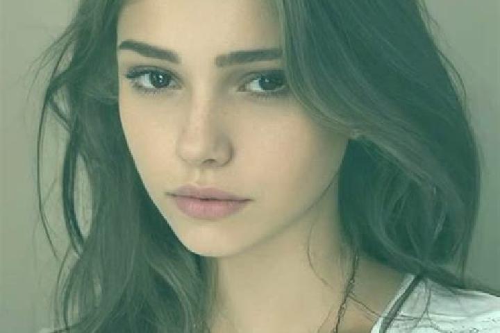 Eva, 29, a chestnut grey-eyed slavic companion based in Charay. Offering Domination, Duos, BDSM, 69, Couples. Available for incall and outcall, day and eveni...