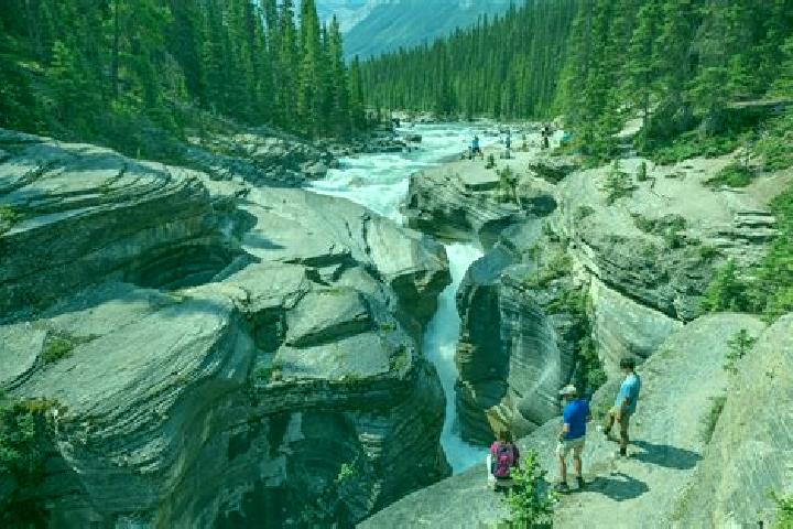 Eva, 29 — Escort in Banff Trail, Canada