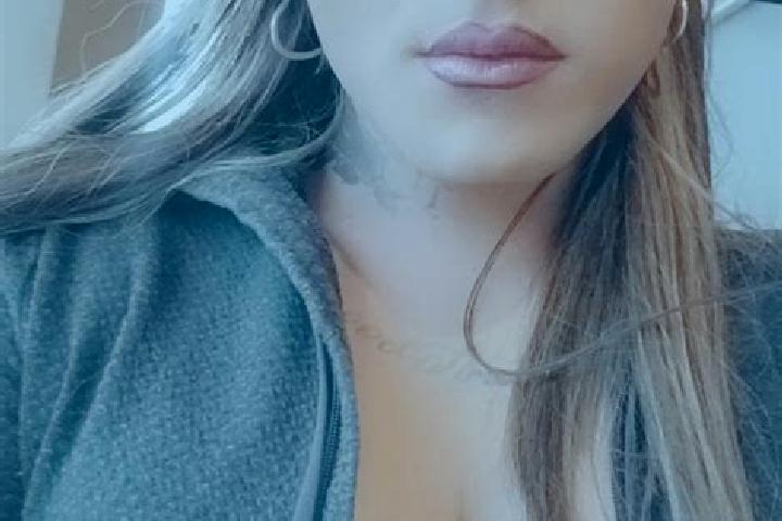 Eva, 29 — Escort in Oakland City, United States