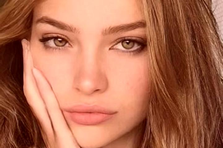 Eva, 30, a blonde brown-eyed asian companion based in Perparim. Offering OWO, Massage, Erotic Massage, Couples. Available for incall and outcall, overnight b...