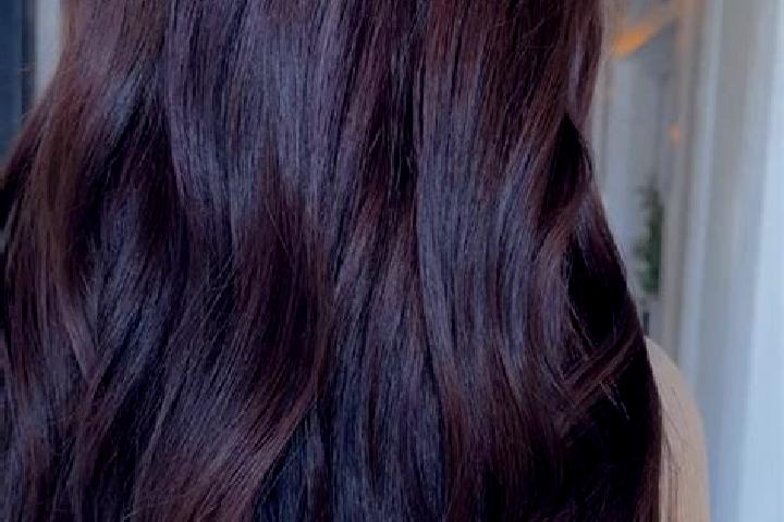 Eva, 30, a red brown-eyed ebony companion based in Schiedam. Offering OWO, Party Girl, GFE, Striptease, Fetish. Available for incall and outcall, overnight b...