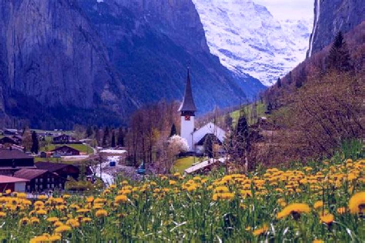 Eva, 30 — Escort in Breitenbach, Switzerland