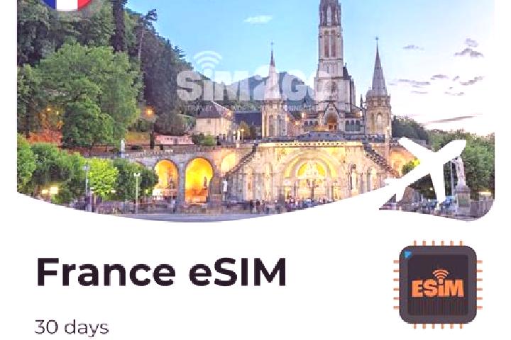 Eva, 30 — Escort in Centres, France