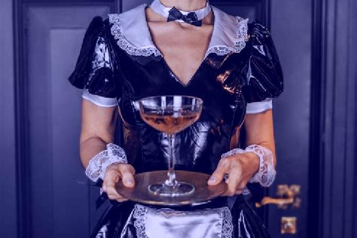 Eva, 31, a black brown-eyed caucasian companion based in Keyes. Offering GFE, Striptease, BDSM. Available for incall and outcall, day and evening dates.