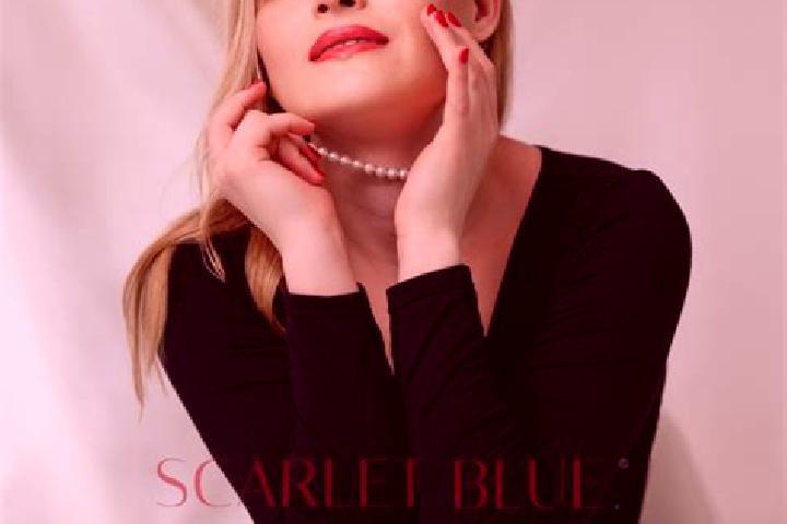 Eva, 31, a blonde brown-eyed mediterranean companion based in Nort-sur-Erdre. Offering BDSM, Couples, Massage, Fetish. Available for incall and outcall, day ...