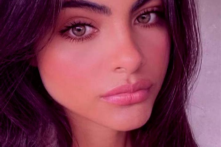 Eva, 31, a brunette green-eyed european companion based in Kampung Kuala Balah. Offering Party Girl, Domination, Couples, Prostate Massage. Available for inc...