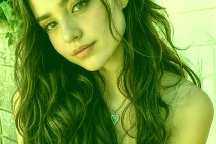 Eva, 31, a brunette hazel-eyed middle eastern companion based in Lake Carmel. Offering Deep French Kissing, Massage, OWO, CIM. Available for incall and outca...