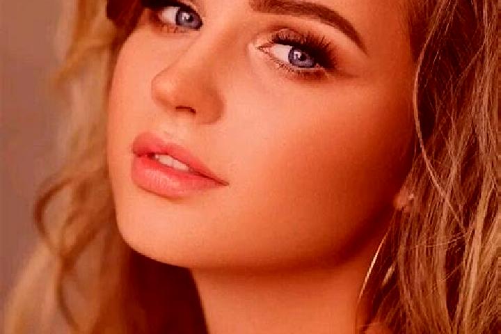 Eva, 31, a dark blonde blue-eyed indian companion based in Baligrod. Offering Party Girl, Duos, A-Level, Domination, Couples. Available for incall and outcal...