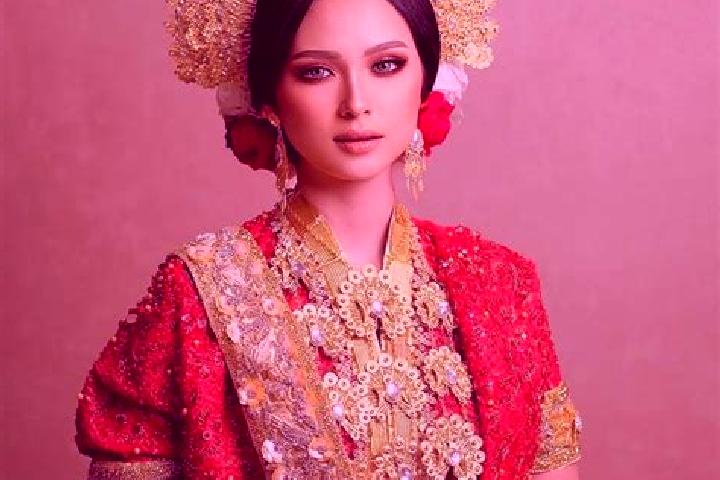Eva, 31 — Escort in Bugis, Indonesia
