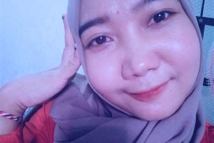 Eva, 31 — Escort in Kemantren Satu, Indonesia
