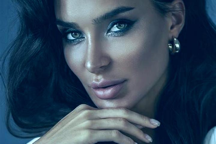 Eva, 31 — Escort in Kushnarenkovo, Russia