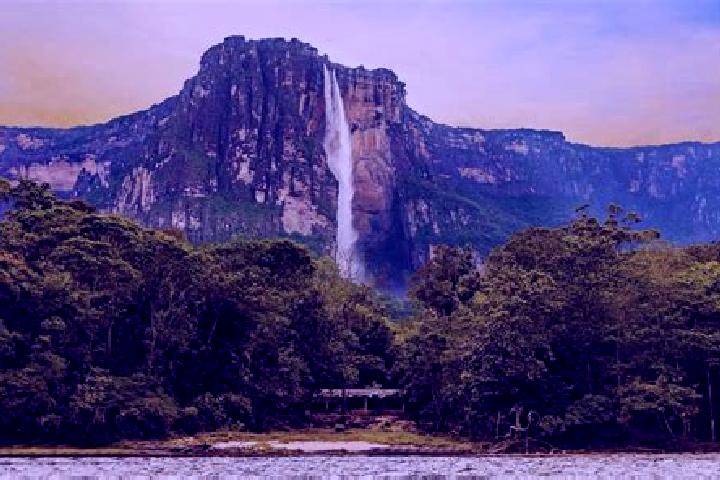 Eva, 31 — Escort in La Sabana, Venezuela