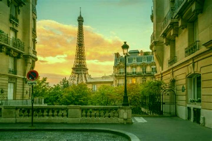 Eva, 31 — Escort in Leyrieu, France