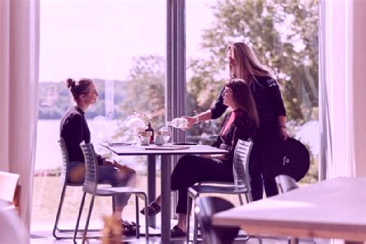 Eva, 31 — Escort in Lind, Denmark