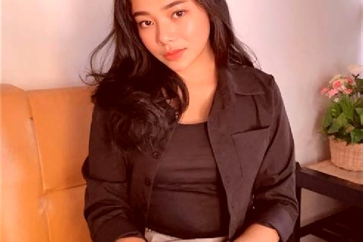 Eva, 31 — Escort in Loakulu, Indonesia