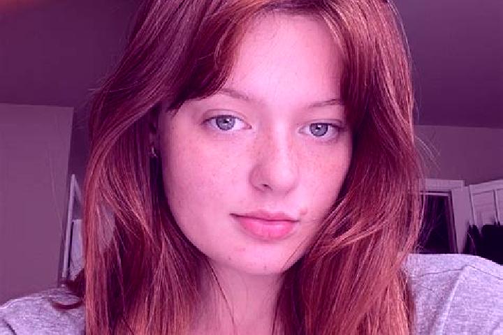 Eva, 32, a auburn hazel-eyed mixed companion based in Allemond. Offering Prostate Massage, Overnight, OWO. Available for incall and outcall, day and evening ...