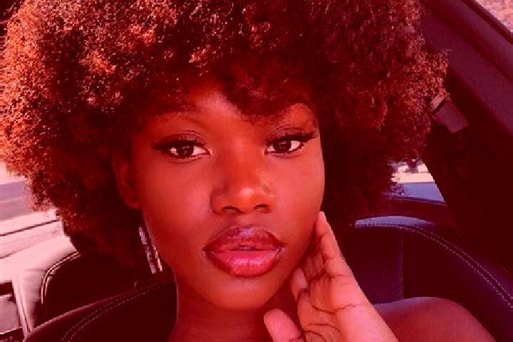 Eva, 32, a black dark-eyed ebony companion based in Sakaki. Offering Striptease, GFE, Girlfriend Experience. Available for incall and outcall, day and evenin...