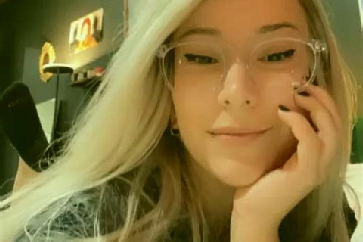 Eva, 32, a blonde dark-eyed european companion based in San Matias Tlalancaleca. Offering GFE, Massage, 69. Available for incall and outcall, overnight booki...