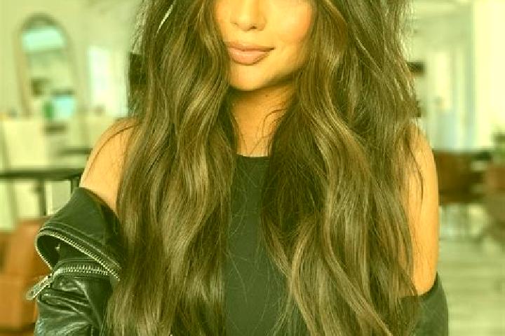 Eva, 32, a brunette dark-eyed asian companion based in Vieux-Manoir. Offering GFE, Prostate Massage, Erotic Massage, Roleplay. Available for incall and outca...
