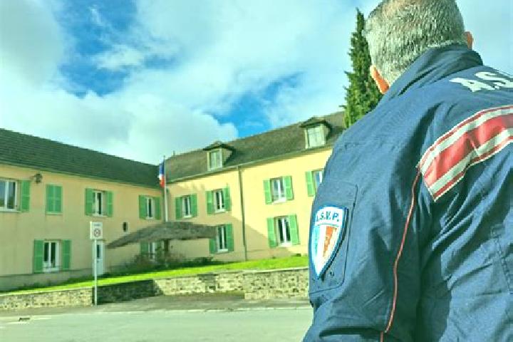 Eva, 32 — Escort in Fleury-Merogis, France