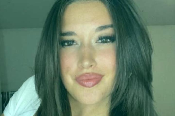 Eva, 32 — Escort in Massena, United States