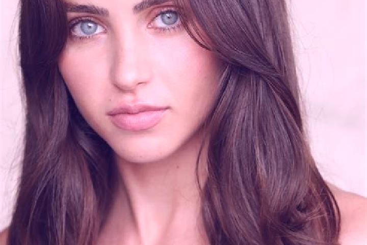 Eva, 33, a auburn brown-eyed mixed companion based in Unterjeckenbach. Offering Striptease, Massage, Party Girl, Girlfriend Experience. Available for incall ...