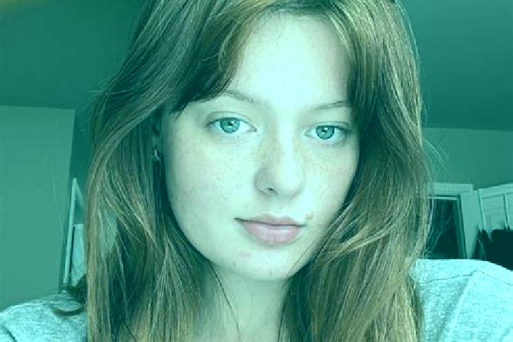 Eva, 33, a auburn grey-eyed indian companion based in Longtian. Offering Couples, Travel Companion, A-Level. Available for incall and outcall, overnight book...