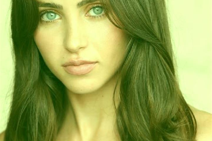 Eva, 33, a black brown-eyed asian companion based in Aas. Offering CIM, GFE, Roleplay, Deep French Kissing. Available for incall and outcall, day and evening...