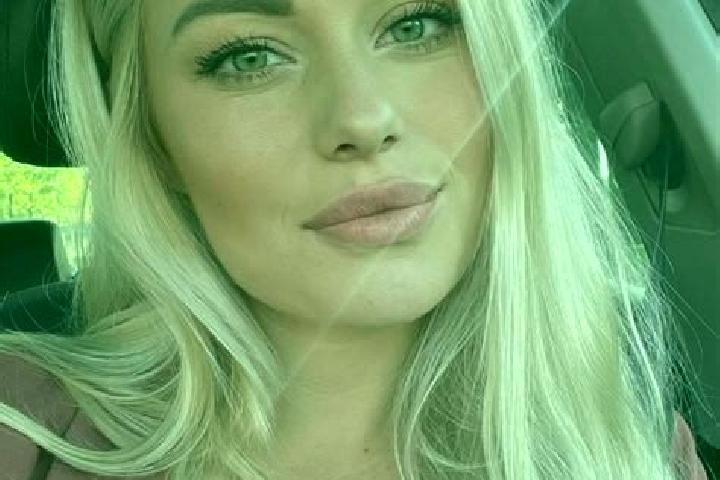 Eva, 33, a blonde hazel-eyed asian companion based in Jugureanu. Offering A-Level, Massage, Striptease, Travel Companion. Available for incall and outcall, o...