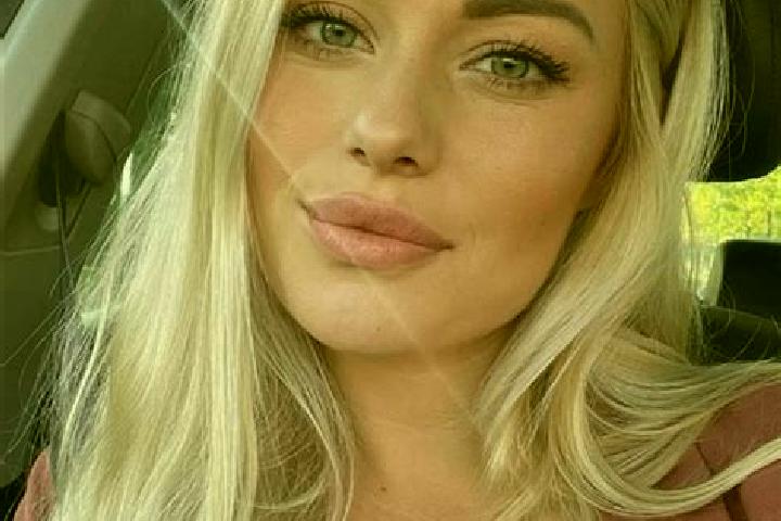 Eva, 33, a blonde hazel-eyed middle eastern companion based in Schonfeld. Offering Fetish, Travel Companion, A-Level. Available for incall and outcall, overn...