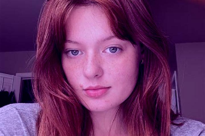 Eva, 33, a red brown-eyed mixed companion based in Bareyo. Offering Domination, Duos, Dinner Date. Available for incall and outcall, overnight bookings avail...