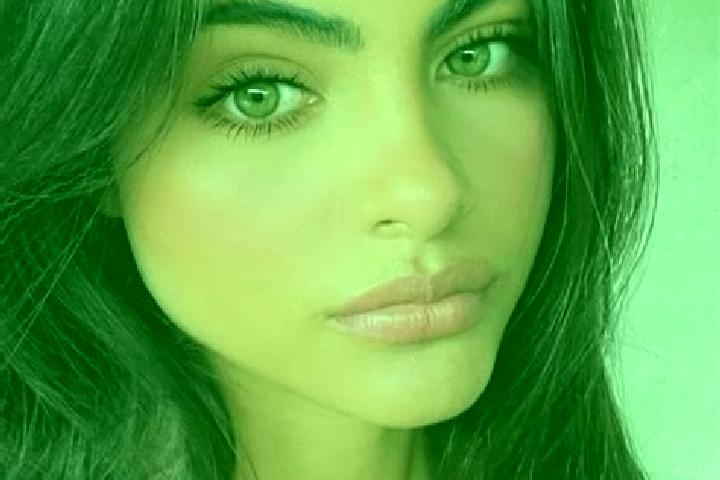 Eva, 33, a red dark-eyed indian companion based in Neubulach. Offering Couples, Striptease, Party Girl, Massage. Available for incall and outcall, overnight ...
