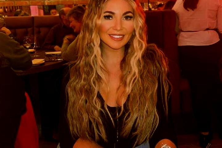 Eva, 33 — Escort in Ponteland, United Kingdom