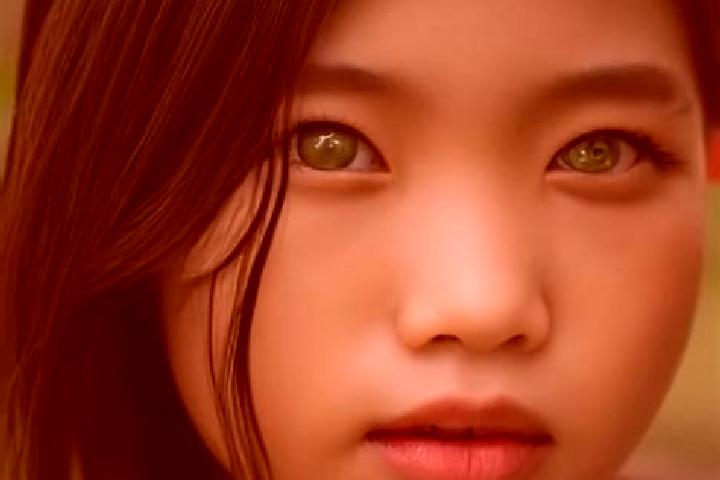 Eva, 34, a red green-eyed asian companion based in Kyohan. Offering Dinner Date, Tantra, Overnight, Girlfriend Experience. Available for incall and outcall, ...