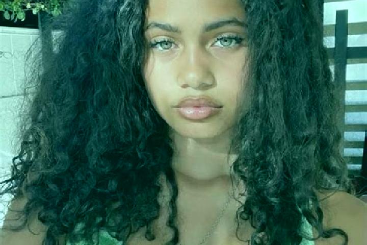 Eva, 34, a red green-eyed mixed companion based in Ahiwara. Offering CIM, OWO, Prostate Massage, Deep French Kissing. Available for incall and outcall, day a...