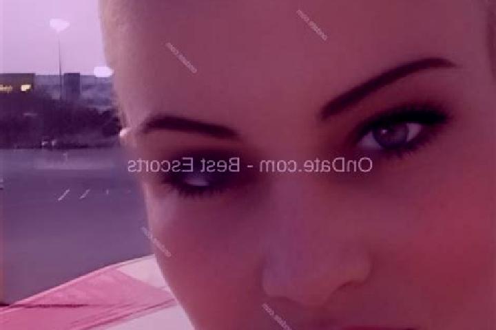 Eva, 34 — Escort in Facaieni, Romania