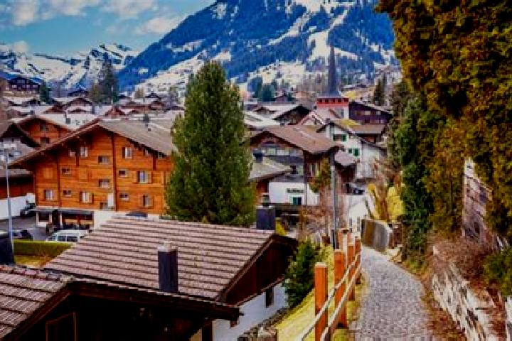 Eva, 34 — Escort in Gstaad, Switzerland