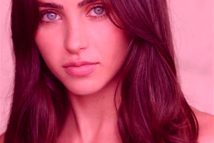 Eva, 35, a auburn brown-eyed caribbean companion based in Castel dell Aquila. Offering Dinner Date, Overnight, Couples, Fetish, Prostate Massage. Available f...