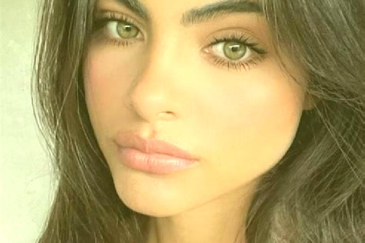 Eva, 35, a black hazel-eyed latina companion based in Narli. Offering Massage, Overnight, Duos. Available for incall and outcall, day and evening dates.