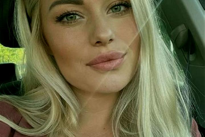 Eva, 35, a blonde hazel-eyed european companion based in Mascoutah. Offering Deep French Kissing, A-Level, 69, Dinner Date, Massage. Available for incall and...