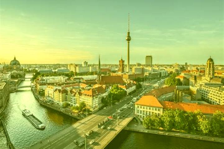 Eva, 35 — Escort in Berlin, United States